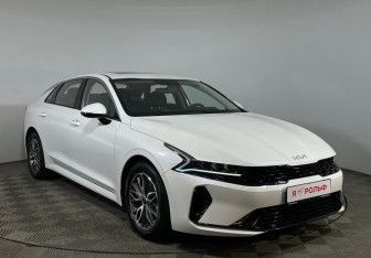 Новый Kia K5 2024 (3 фото)