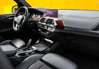 Подержанный автомобиль BMW X3 2021 года (6 фото)