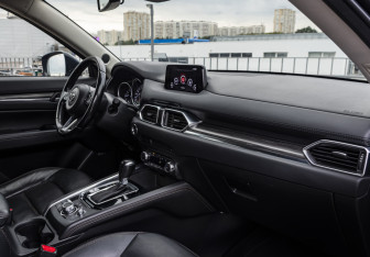Подержанный автомобиль Mazda CX-5 2018 года (16 фото)