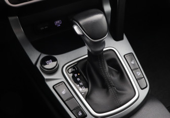 Подержанный автомобиль Kia Seltos 2020 года (13 фото)