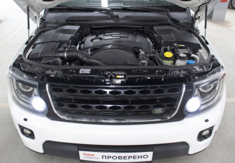Подержанный автомобиль Land Rover Discovery 2014 года (9 фото)
