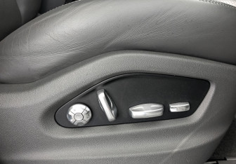 Подержанный автомобиль Porsche Cayenne 2020 года (28 фото)