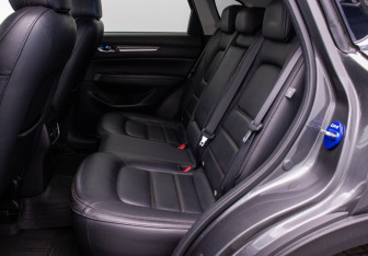 Подержанный автомобиль Mazda CX-5 2020 года (11 фото)