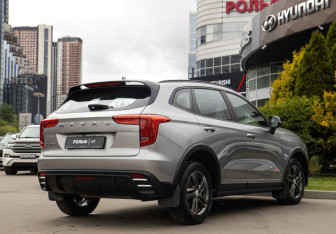 Подержанный автомобиль Haval Jolion 2024 года (4 фото)
