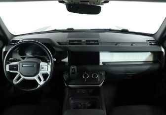 Подержанный автомобиль Land Rover Defender Suv 2020 года (12 фото)