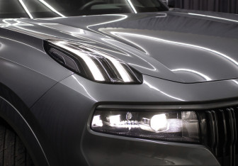 Подержанный автомобиль Lynk&Co 09 2022 года (27 фото)