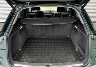 Подержанный автомобиль Audi Q5 2018 года (10 фото)