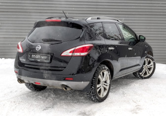 Подержанный автомобиль Nissan Murano Suv 2015 года (5 фото)