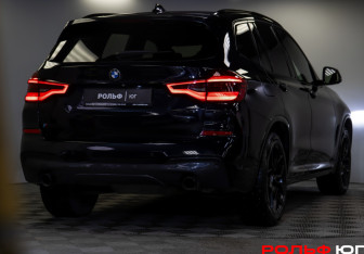 Подержанный автомобиль BMW X3 2018 года (28 фото)