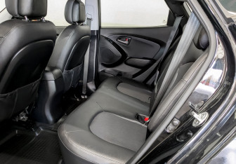 Подержанный автомобиль Hyundai ix35 2013 года (11 фото)
