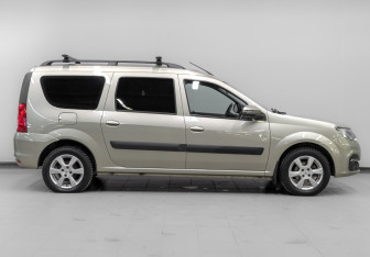 Подержанный автомобиль LADA (ВАЗ) Largus Wagon 2021 года (4 фото)