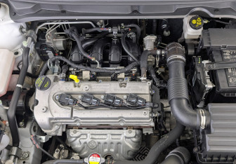 Подержанный автомобиль Changan Alsvin 2023 года (9 фото)