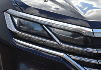 Подержанный автомобиль Volkswagen Touareg 2020 года (25 фото)
