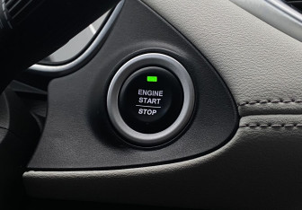 Подержанный автомобиль Chevrolet Captiva 2022 года (17 фото)