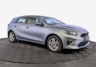 Подержанный автомобиль Kia Ceed Hatchback 2019 года (3 фото)