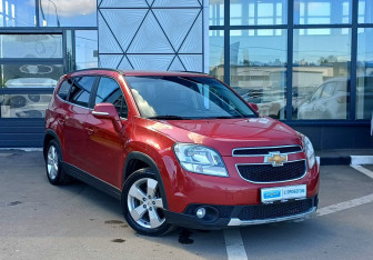 Подержанный автомобиль Chevrolet Orlando 2014 года (3 фото)