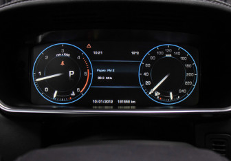 Подержанный автомобиль Land Rover Range Rover 2013 года (12 фото)