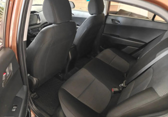 Подержанный автомобиль Hyundai Creta 2019 года (16 фото)