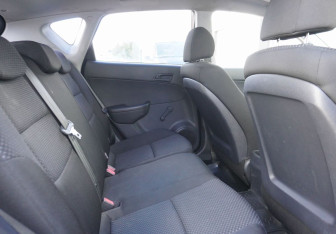 Подержанный автомобиль Hyundai i30 Hatchback 2009 года (10 фото)