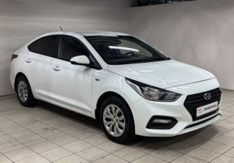 Подержанный автомобиль Hyundai Solaris Sedan 2017 года (3 фото)