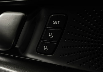 Подержанный автомобиль Kia K5 2021 года (18 фото)