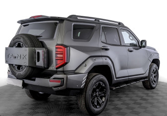 Новый Tank 400 2025 (2 фото)