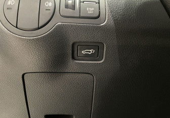 Подержанный автомобиль Hyundai ix55 2011 года (18 фото)