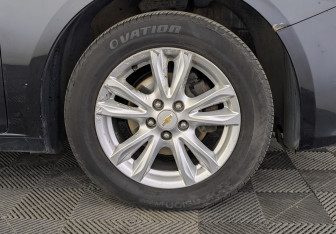 Подержанный автомобиль Chevrolet Cruze Sedan 2014 года (12 фото)