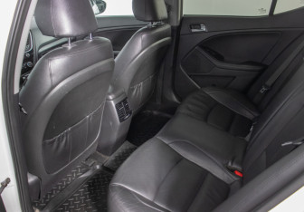 Подержанный автомобиль Kia Optima Sedan 2014 года (11 фото)