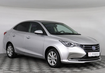 Подержанный автомобиль Changan Alsvin 2023 года (3 фото)