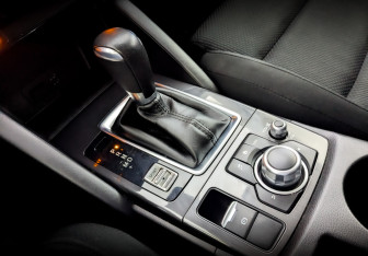 Подержанный автомобиль Mazda CX-5 2016 года (27 фото)