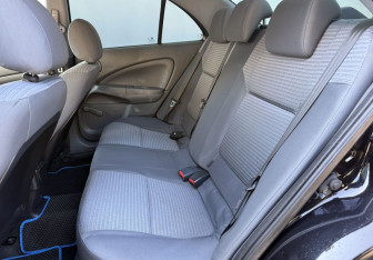 Подержанный автомобиль Nissan Almera Classic 2012 года (11 фото)