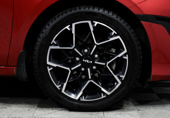 Подержанный автомобиль Kia Ceed Wagon 2021 года (8 фото)