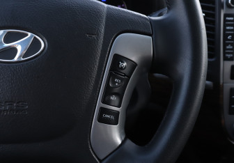Подержанный автомобиль Hyundai Santa Fe 2011 года (18 фото)