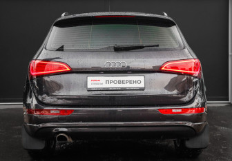 Подержанный автомобиль Audi Q5 2012 года (5 фото)