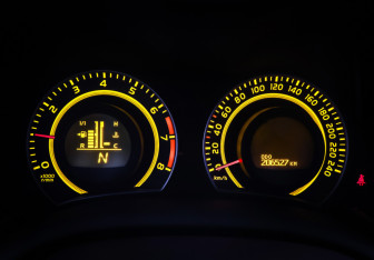 Подержанный автомобиль Toyota Corolla Sedan 2007 года (16 фото)