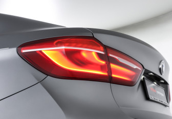 Подержанный автомобиль BMW X6 2018 года (24 фото)