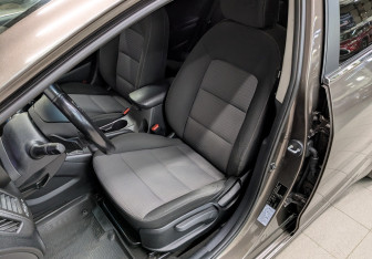 Подержанный автомобиль Kia Cerato Sedan 2014 года (15 фото)