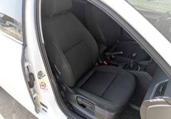 Подержанный автомобиль Skoda Octavia Liftback 2017 года (22 фото)