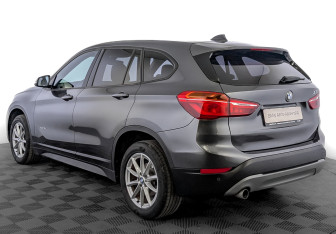 Подержанный автомобиль BMW X1 2016 года (7 фото)
