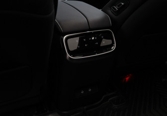 Подержанный автомобиль AITO M7 2023 года (9 фото)