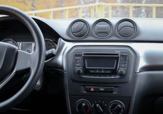 Подержанный автомобиль Suzuki Vitara 2019 года (11 фото)