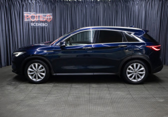 Подержанный автомобиль Infiniti QX50 2018 года (8 фото)