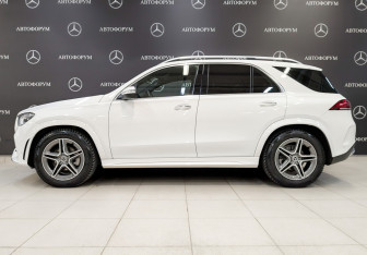 Подержанный автомобиль Mercedes-Benz GLE 2021 года (8 фото)