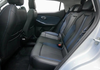 Подержанный автомобиль GAC GS3 2024 года (17 фото)