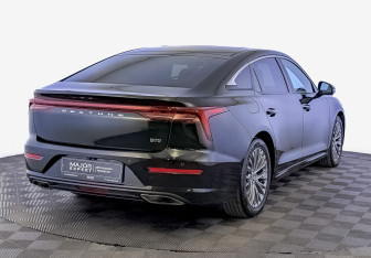 Подержанный автомобиль FAW Bestune B70 2023 года (5 фото)