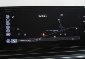 Подержанный автомобиль Kia K5 2020 года (18 фото)