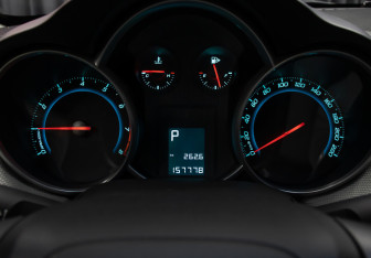 Подержанный автомобиль Chevrolet Cruze Sedan 2013 года (13 фото)