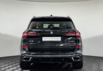 Подержанный автомобиль BMW X5 2020 года (4 фото)