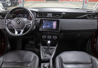Подержанный автомобиль Renault Arkana 2019 года (14 фото)